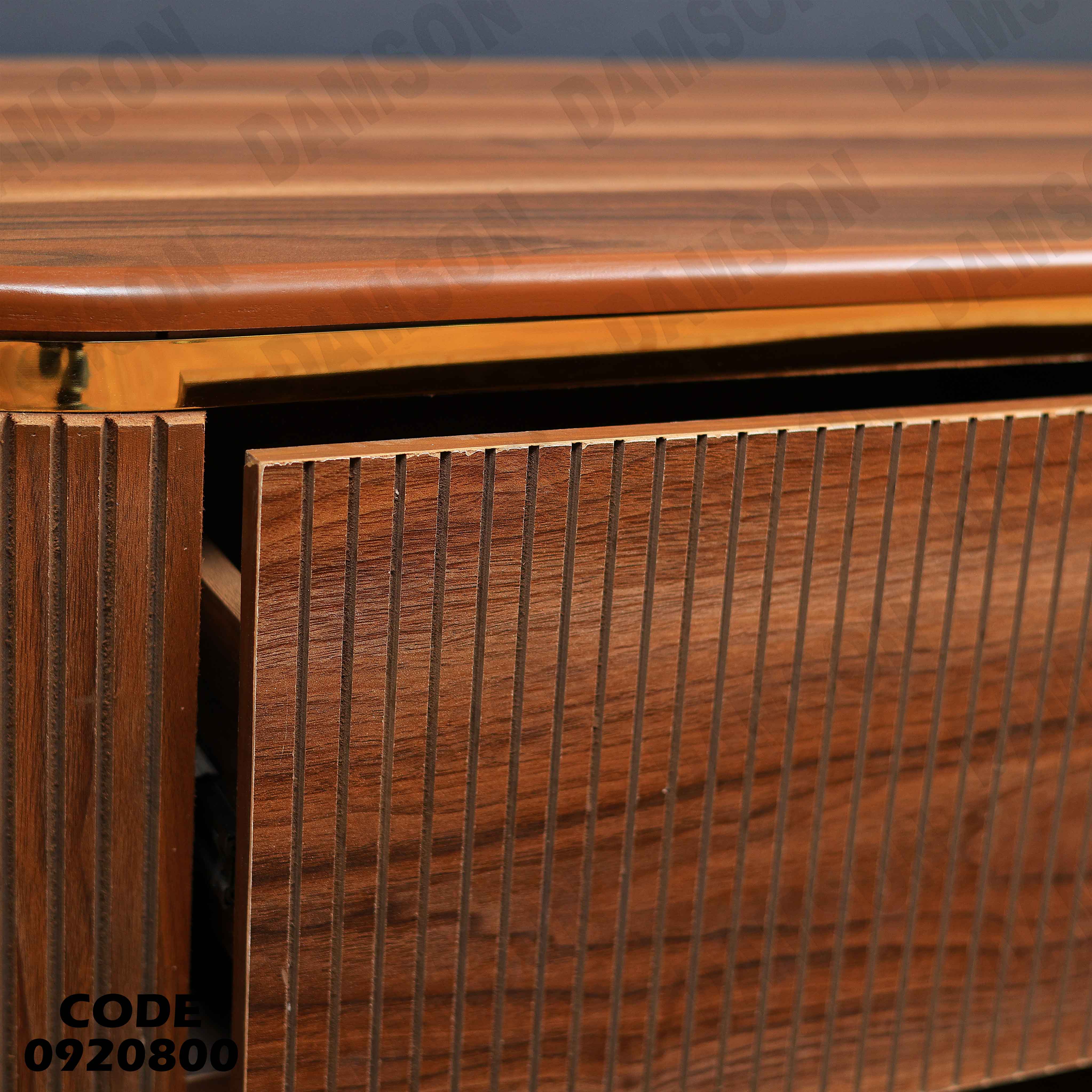 ترابيزة تليفزيون 208