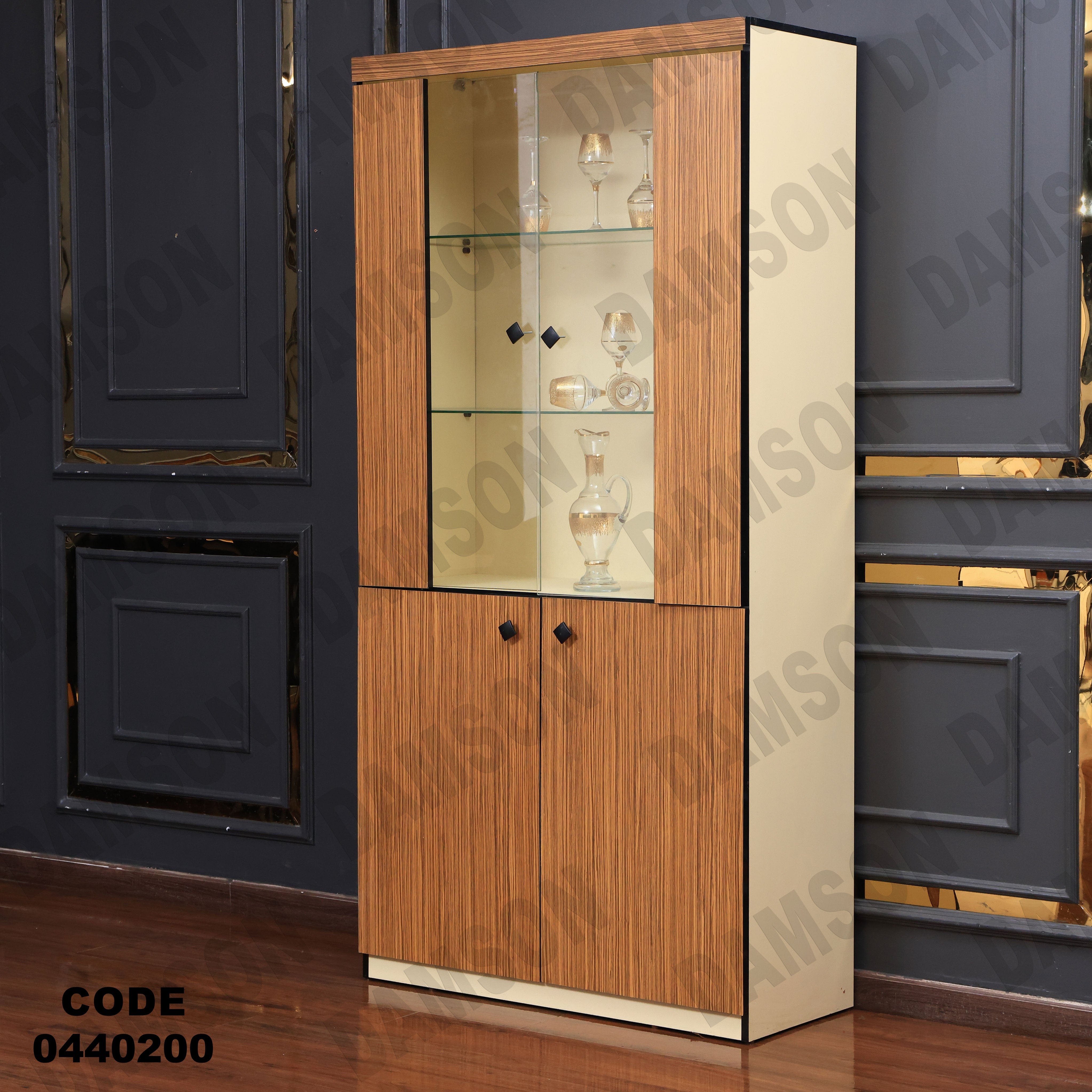 غرفة سفرة 402