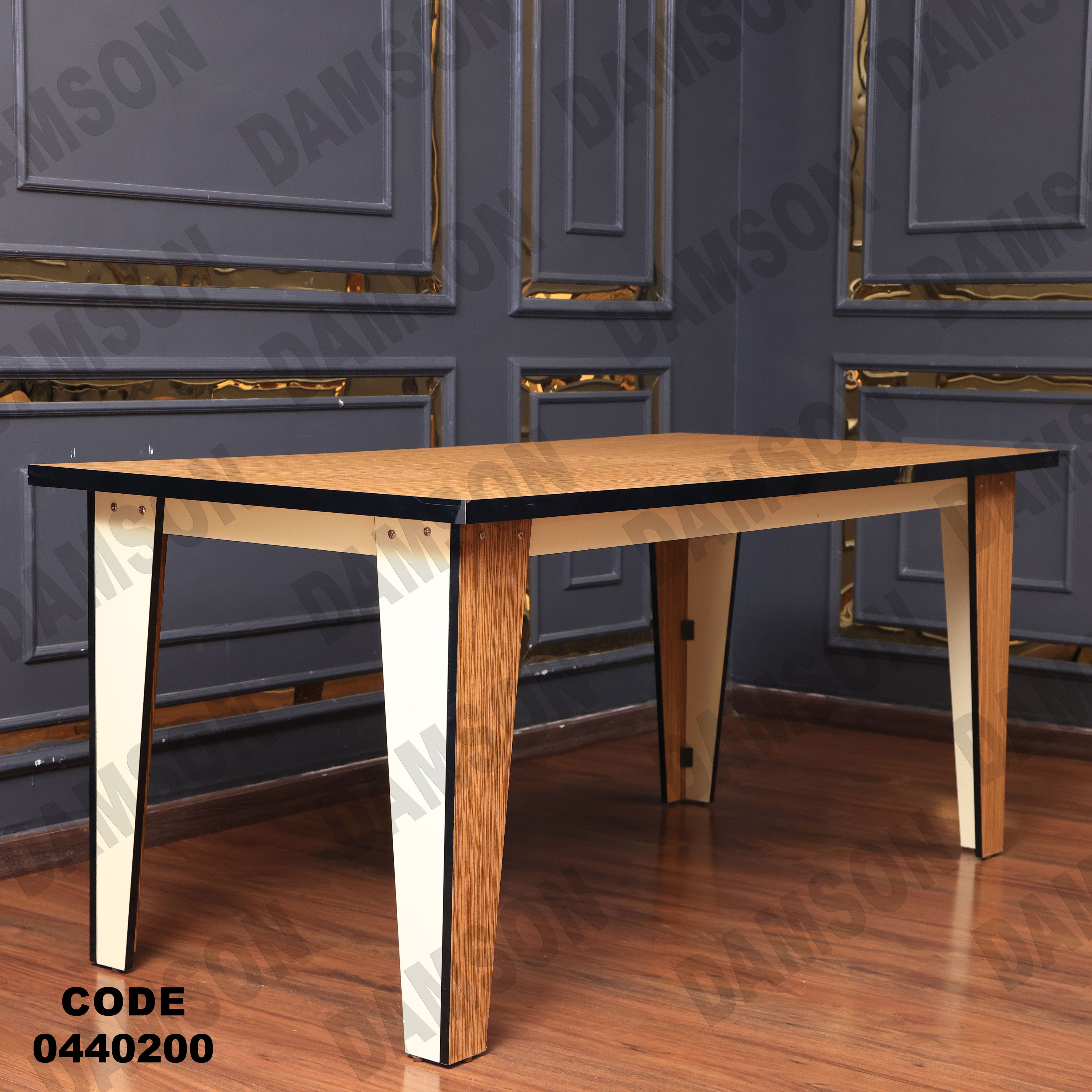 غرفة سفرة 402