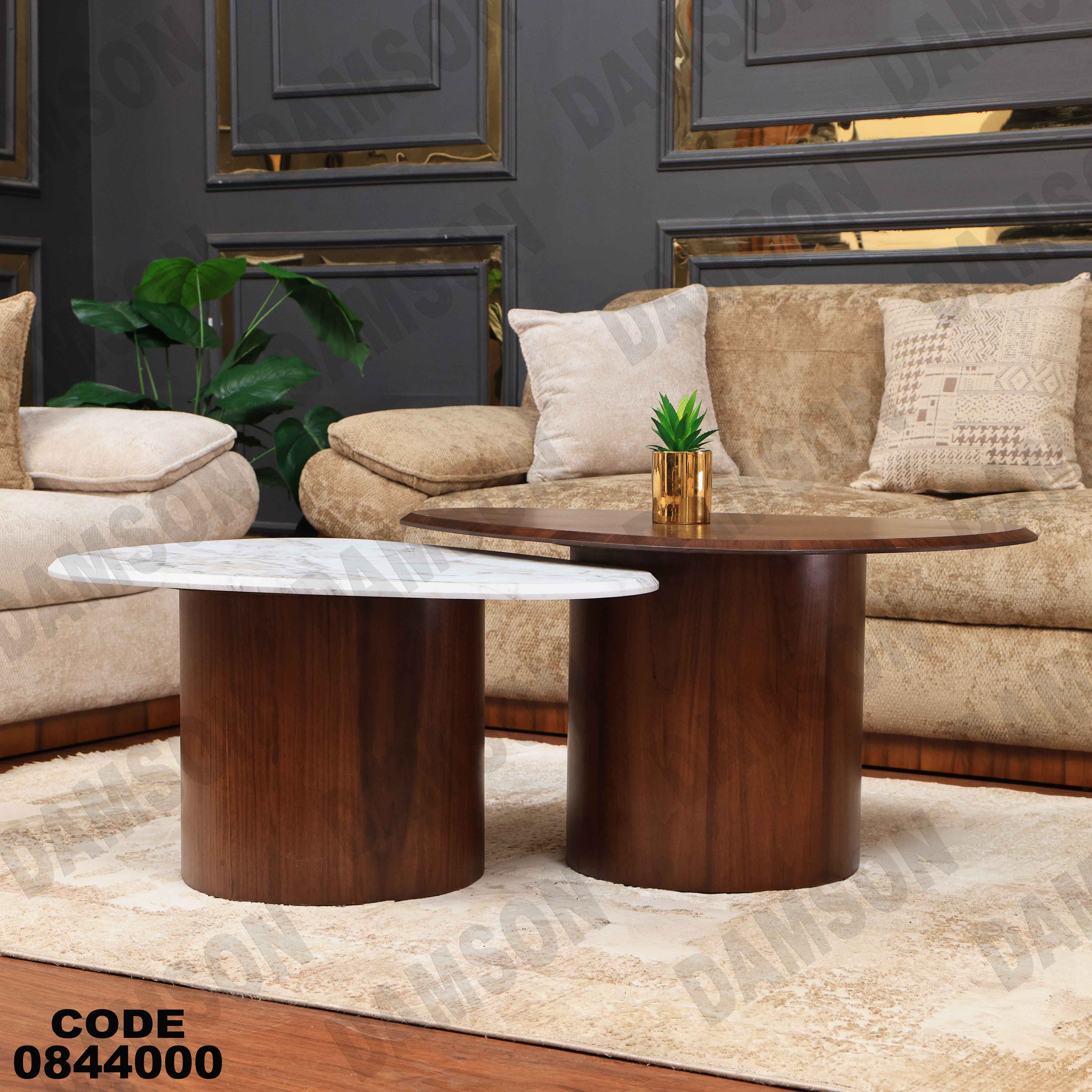 ترابيزة انترية 440