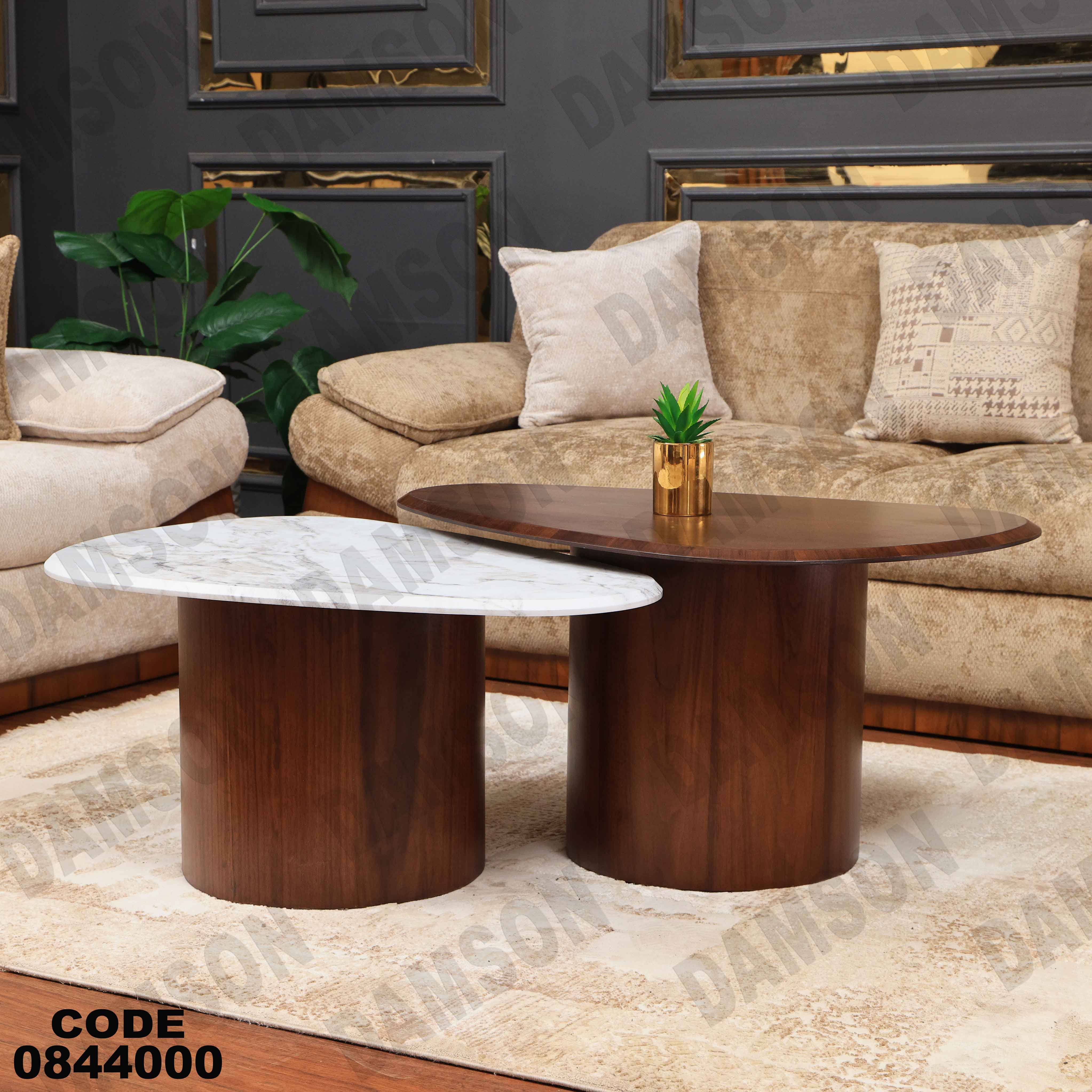 ترابيزة انترية 440