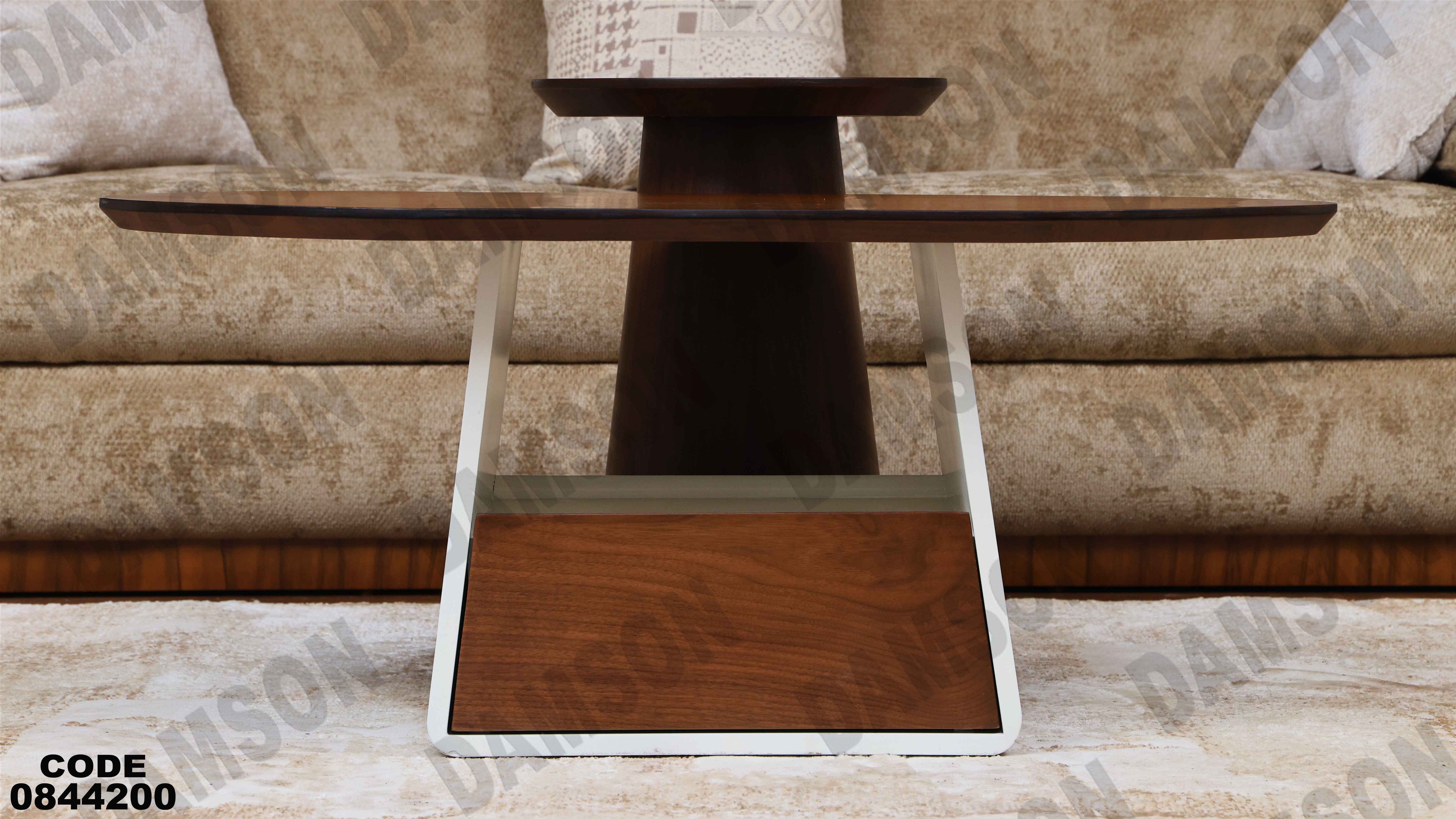 ترابيزة انترية 442