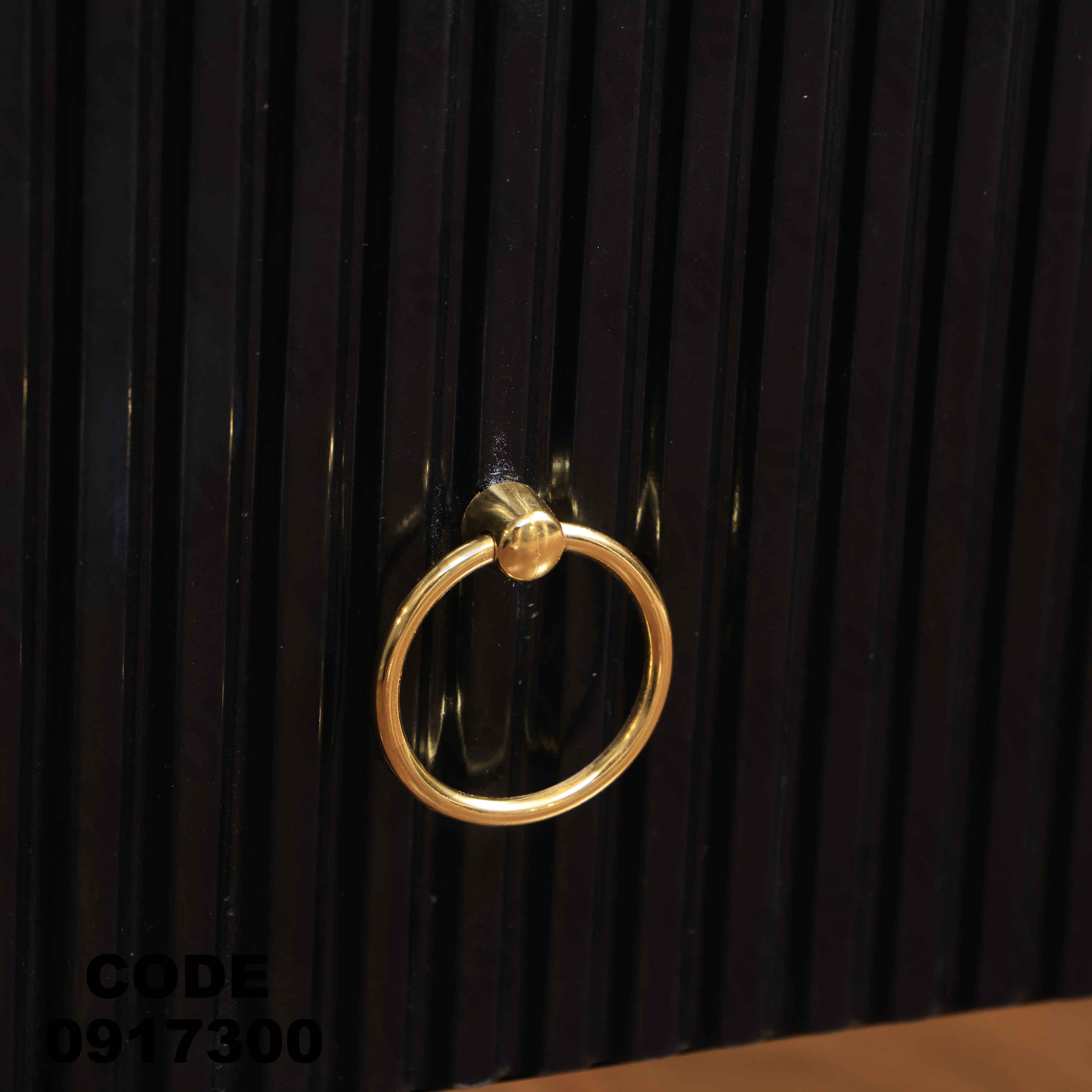 ترابيزة تليفزيون 173