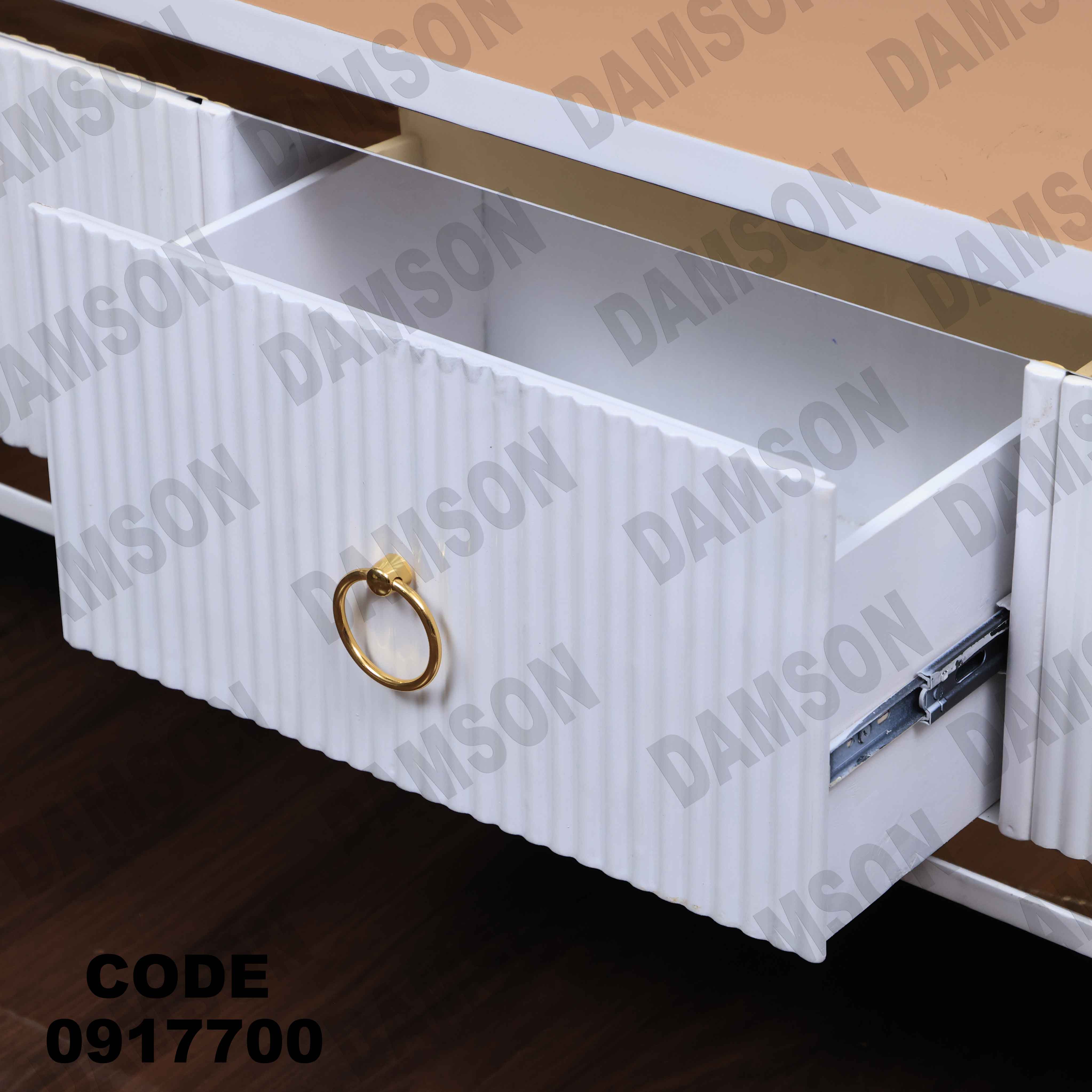 ترابيزة تليفزيون 177