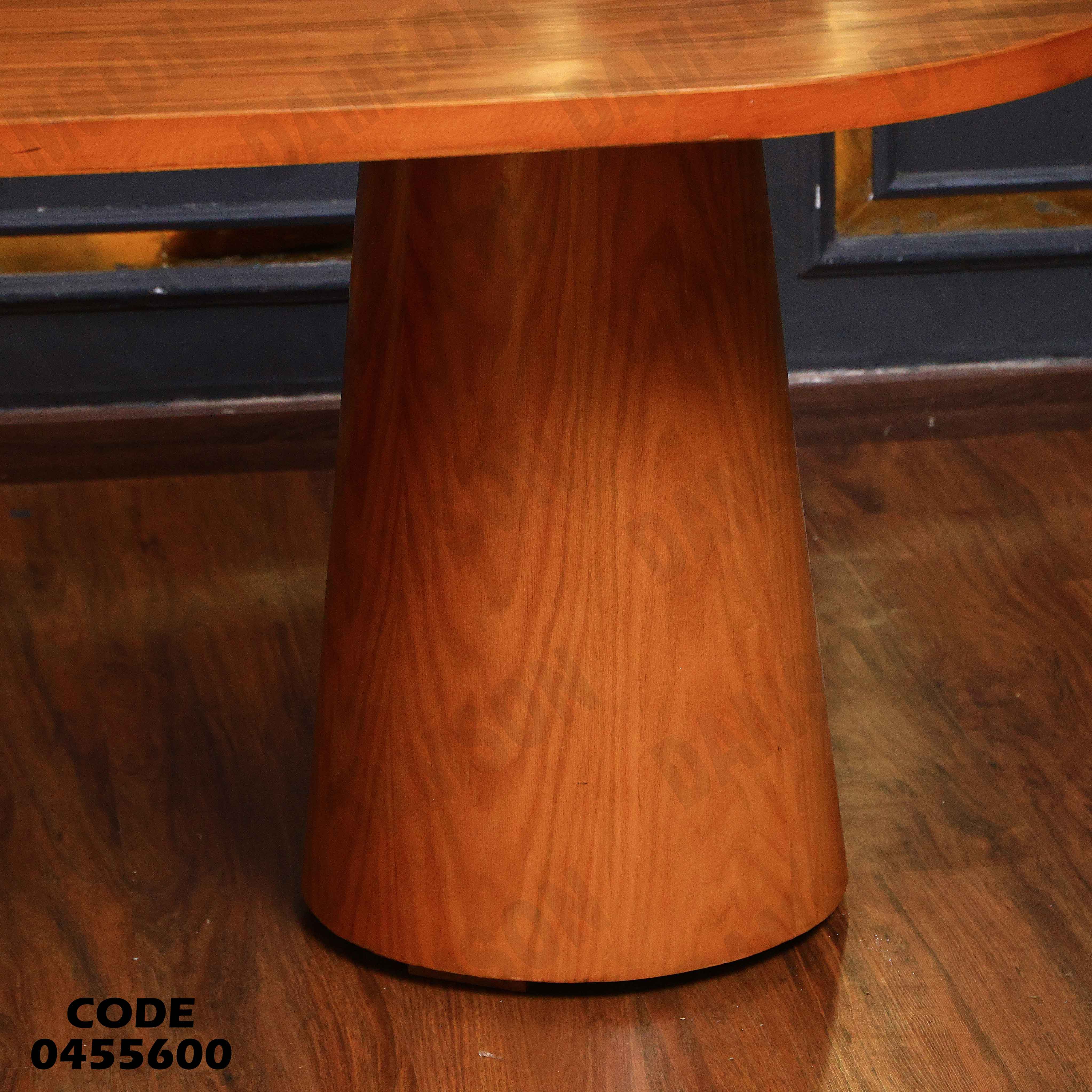 ترابيزة سفرة 556