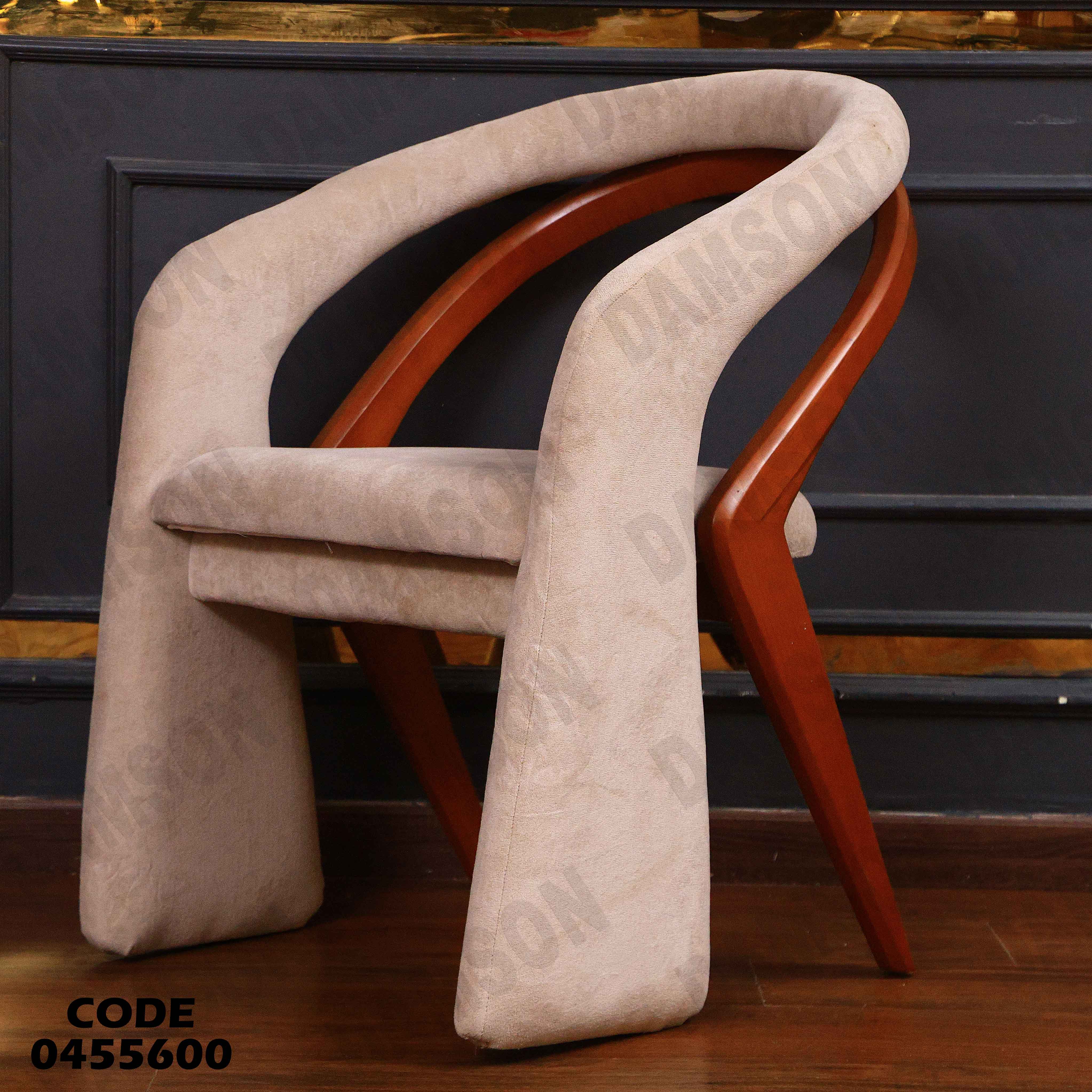 ترابيزة سفرة 556