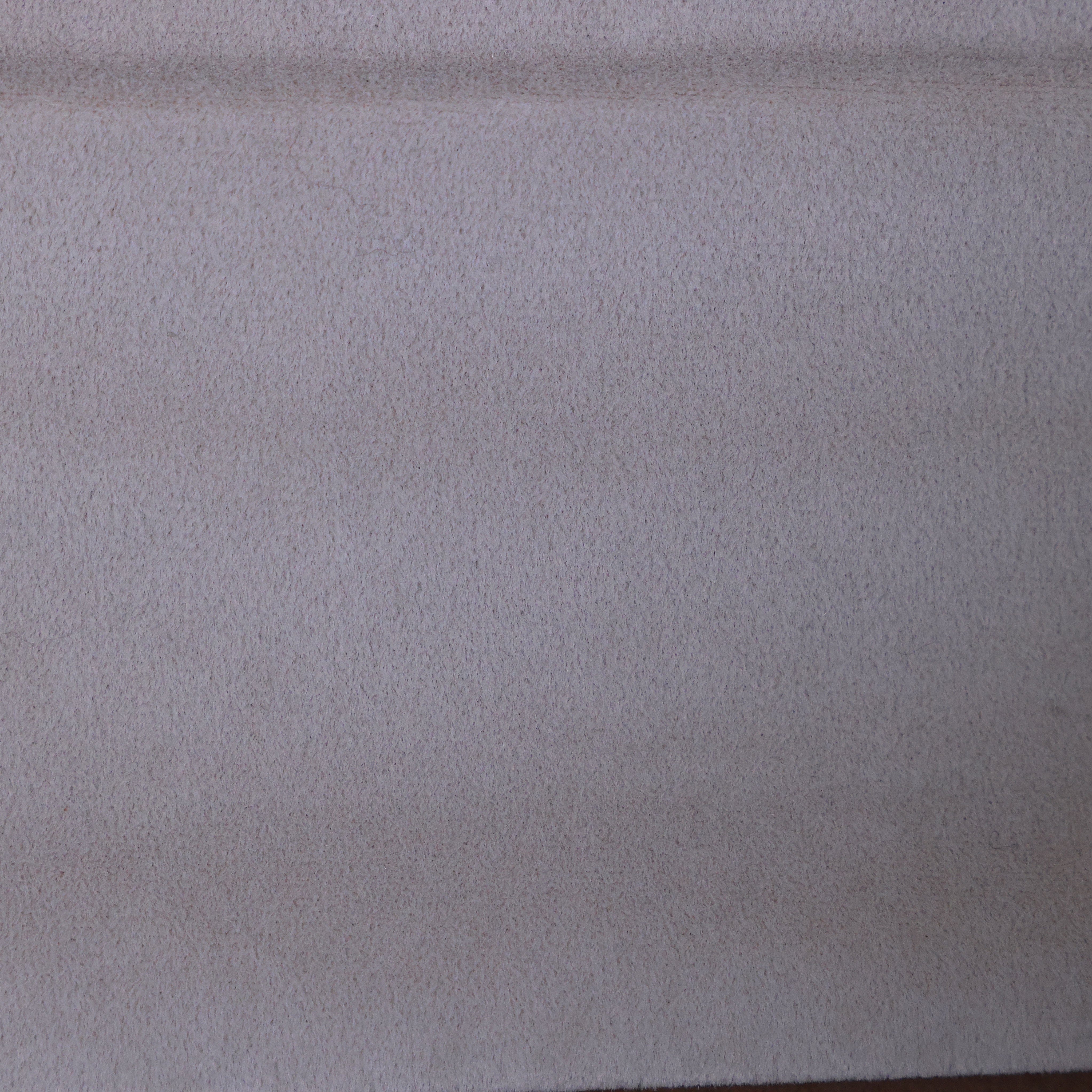 قماش قطيفة 01426 - Damson Furnitureقماش قطيفة 01426