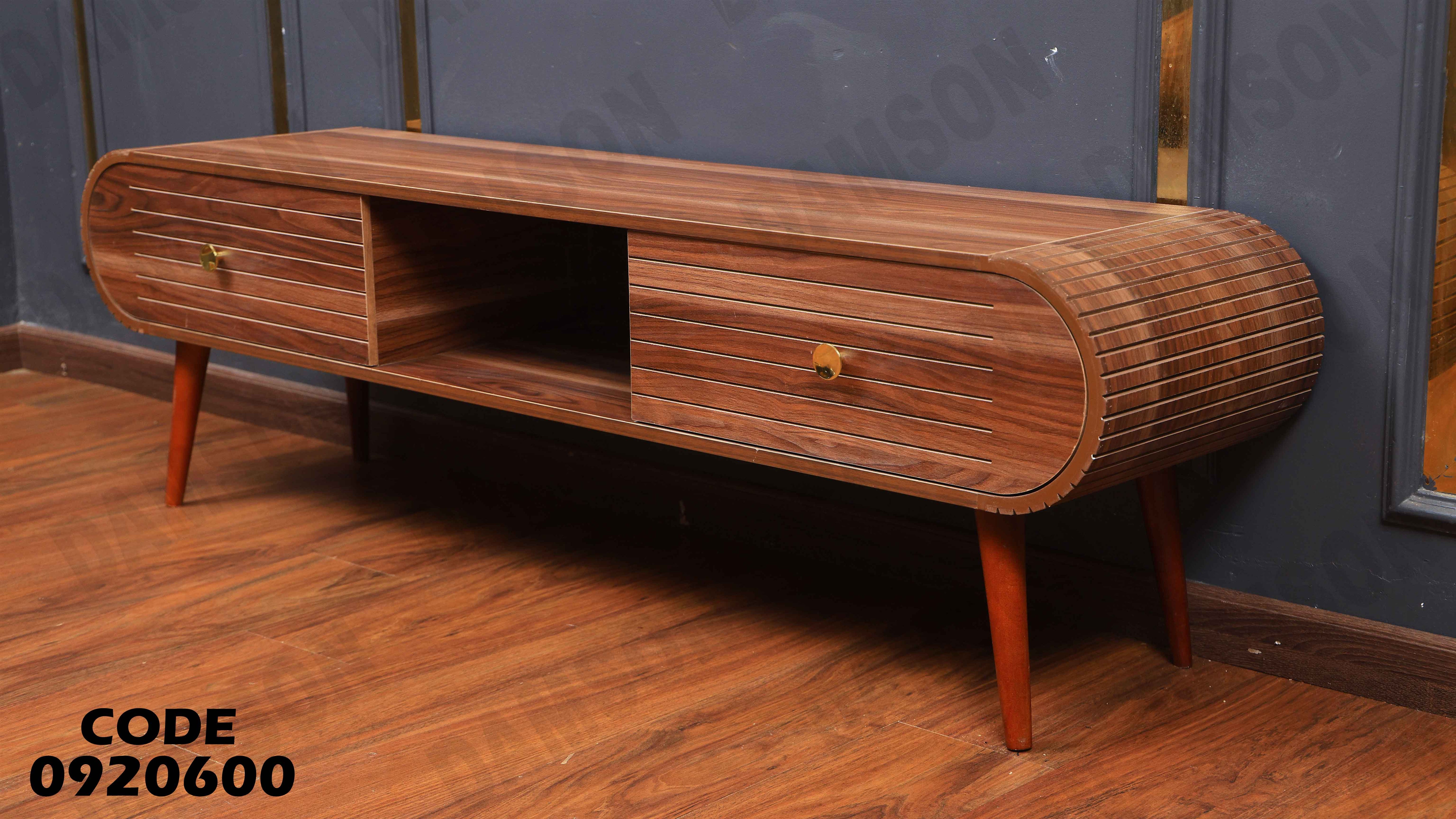 ترابيزة تليفزيون 206